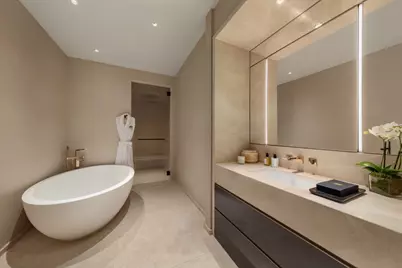 685 5th Avenue #19A, New York City, NY 10022 - Photo 7