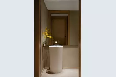 685 5th Avenue #19A, New York City, NY 10022 - Photo 5