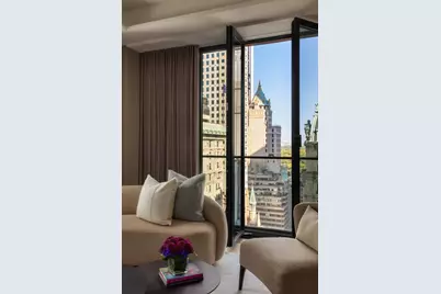 685 5th Avenue #22A, New York, NY 10022 - Photo 3