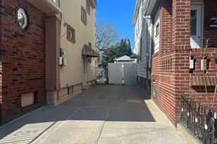 1800 E 52nd St, Brooklyn, NY 11234 - Photo 17