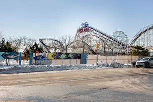 601 Surf Ave, New York City, NY 11224 - Photo 19