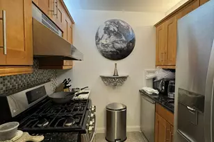 415 E 37th St, New York City, NY 10016 - Photo 7