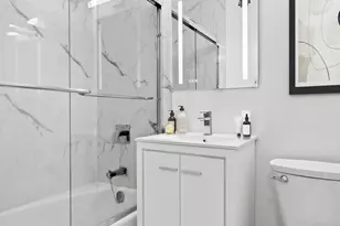 211 E 53rd St, New York City, NY 10022 - Photo 5