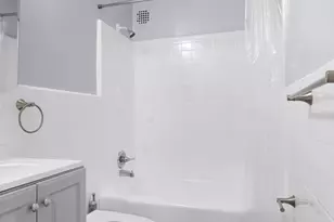 50-15 39th St, New York City, NY 11104 - Photo 9