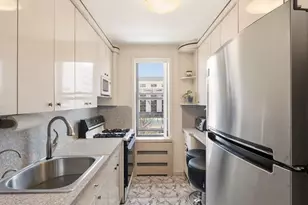 2620 Ocean Pkwy, New York City, NY 11235 - Photo 5