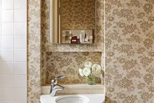 430 E 57th St, New York City, NY 10022 - Photo 19