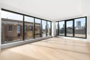 11-36 45th Rd, New York City, NY 11101 - Photo 11