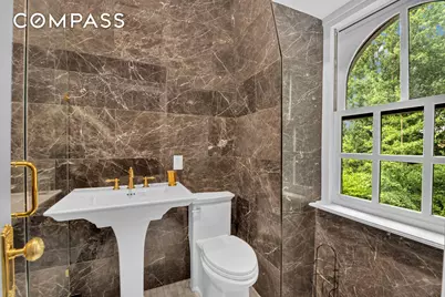 117 Tysen Street, New York, NY 10301 - Photo 15