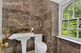 117 Tysen St, New York, NY 10301 - Photo 15