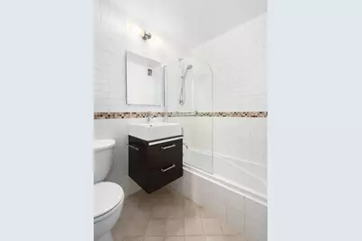77 7th Avenue #7U, New York City, NY 10011 - Photo 5