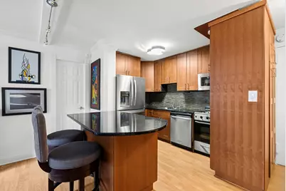 130 W 67th Street #6A, New York, NY 10023 - Photo 3