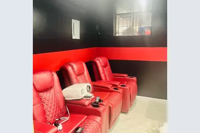 240-17 67th Avenue, Little Neck, NY 11362 - Photo 21