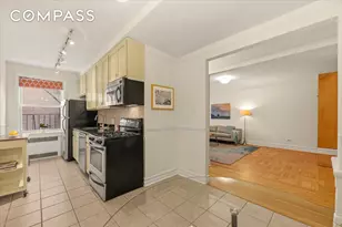 385 Argyle Rd, Brooklyn, NY 11218 - Photo 3