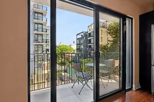 185 York St, New York City, NY 11201 - Photo 3