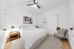 323 W 11th St, New York, NY 10014 - Photo 9