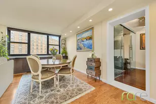 340 E 93rd St, New York City, NY 10128 - Photo 3