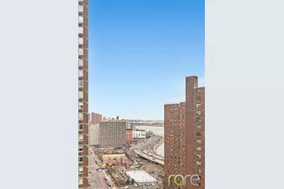 340 E 93rd Street #20CDE, New York City, NY 10128 - Photo 9