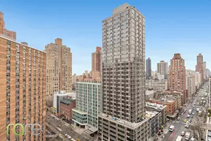 340 E 93rd St, New York City, NY 10128 - Photo 3