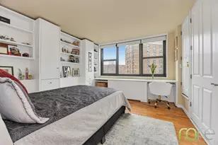 340 E 93rd St, New York City, NY 10128 - Photo 15