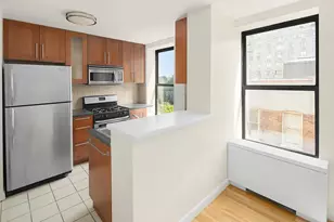 317 W 95th St, New York City, NY 10025 - Photo 5