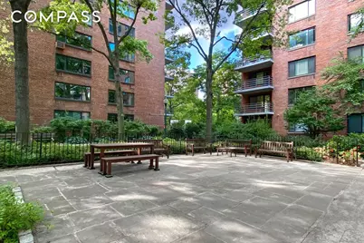 392 Central Park W #2N, New York, NY 10025 - Photo 3
