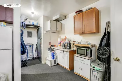 180-18 Hillside Avenue, New York City, NY 11432 - Photo 15