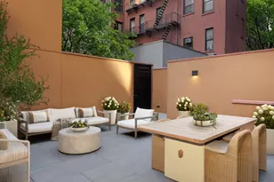 349 W 51st St, New York City, NY 10019 - Photo 31