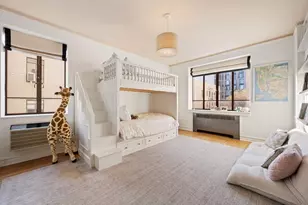 250 W 24th St, New York City, NY 10011 - Photo 7