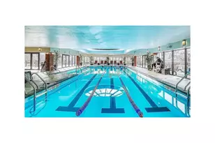 330 E 38th St, New York City, NY 10016 - Photo 5