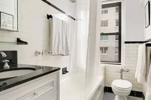 205 E 78th St, New York City, NY 10075 - Photo 9