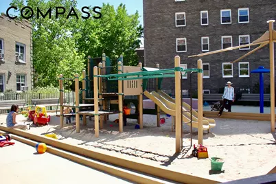 200 Cabrini Boulevard #10, New York City, NY 10033 - Photo 31
