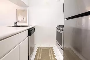 300 Albany St, New York, NY 10280 - Photo 5