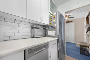 54-40 Little Neck Pkwy, Little Neck, NY 11362 - Photo 13