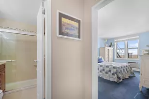 54-40 Little Neck Pkwy, Little Neck, NY 11362 - Photo 19