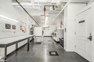 3840 Greystone Ave, New York City, NY 10463 - Photo 21