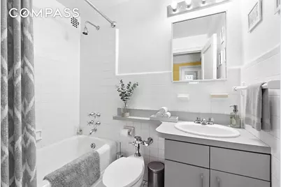 302 W 12th Street #6H, New York, NY 10014 - Photo 5