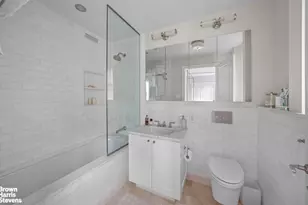 32 Washington Square W, New York City, NY 10011 - Photo 19