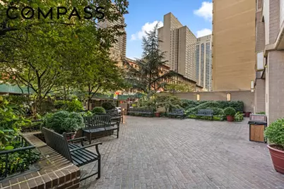 400 E 70th Street #3005, New York City, NY 10021 - Photo 13