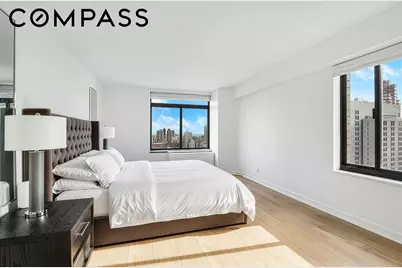 400 E 70th Street #3005, New York City, NY 10021 - Photo 7
