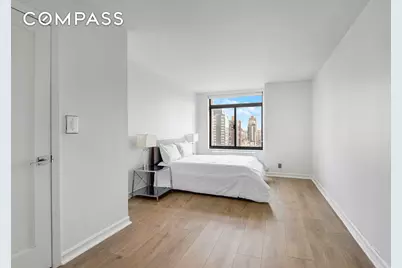 400 E 70th Street #3005, New York City, NY 10021 - Photo 9