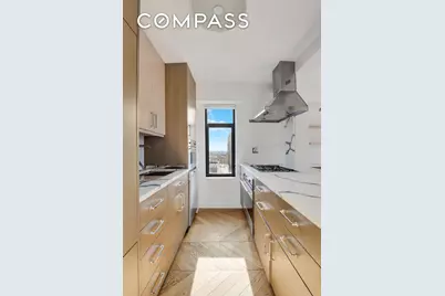 400 E 70th Street #3005, New York City, NY 10021 - Photo 7