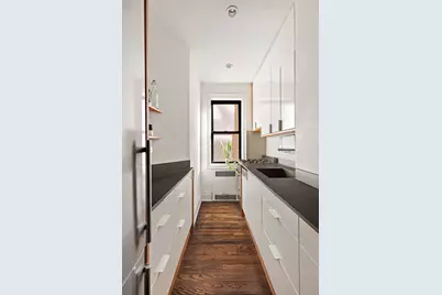 192 E 8th Street #5A, Brooklyn, NY 11218 - Photo 3