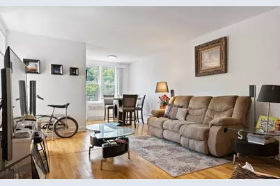 205 E 238th Street #2C, Bronx, NY 10470 - Photo 7