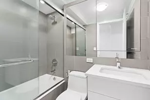 300 E 59th St, New York, NY 10022 - Photo 11