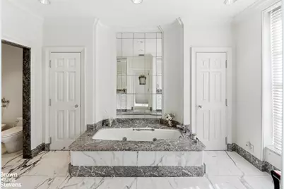 563 Park Avenue #11/12W, New York City, NY 10021 - Photo 11