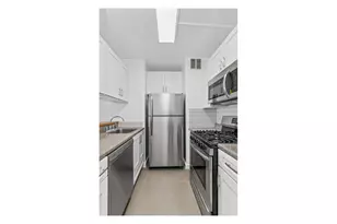 415 E 37th St, New York City, NY 10016 - Photo 3