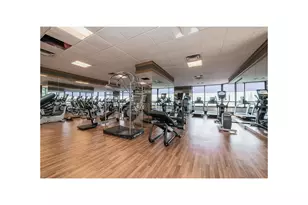 415 E 37th St, New York City, NY 10016 - Photo 9