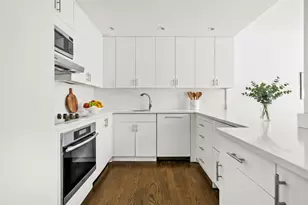146 W 57th St, New York City, NY 10019 - Photo 3