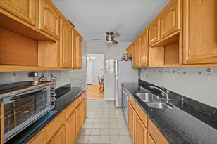 2270 Plumb 1st St, New York City, NY 11229 - Photo 7