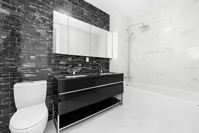 11-12 44th 44th Drive #3E, New York City, NY 11101 - Photo 5